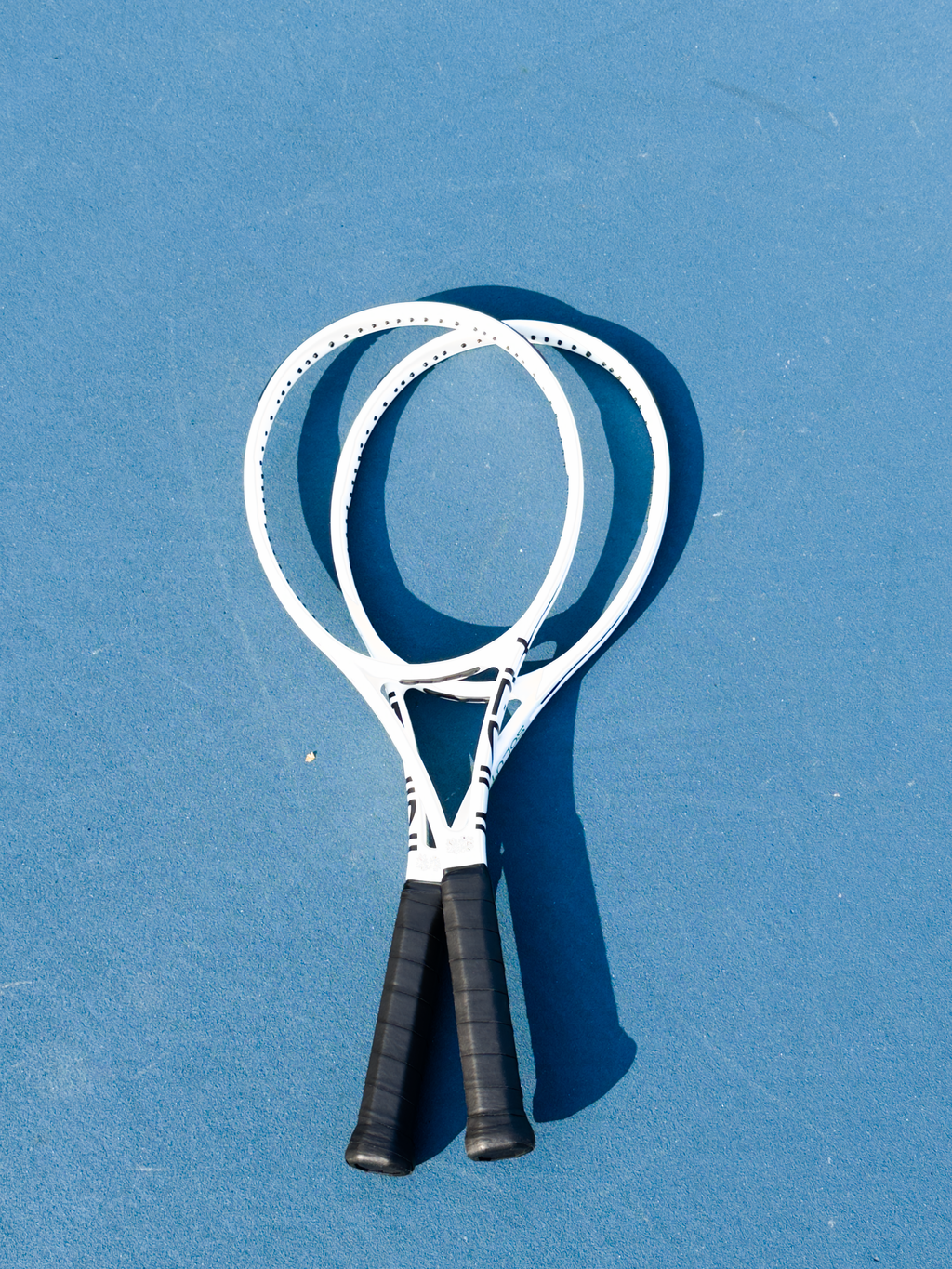 Hevini Solution 1 Racket (Unstrung)