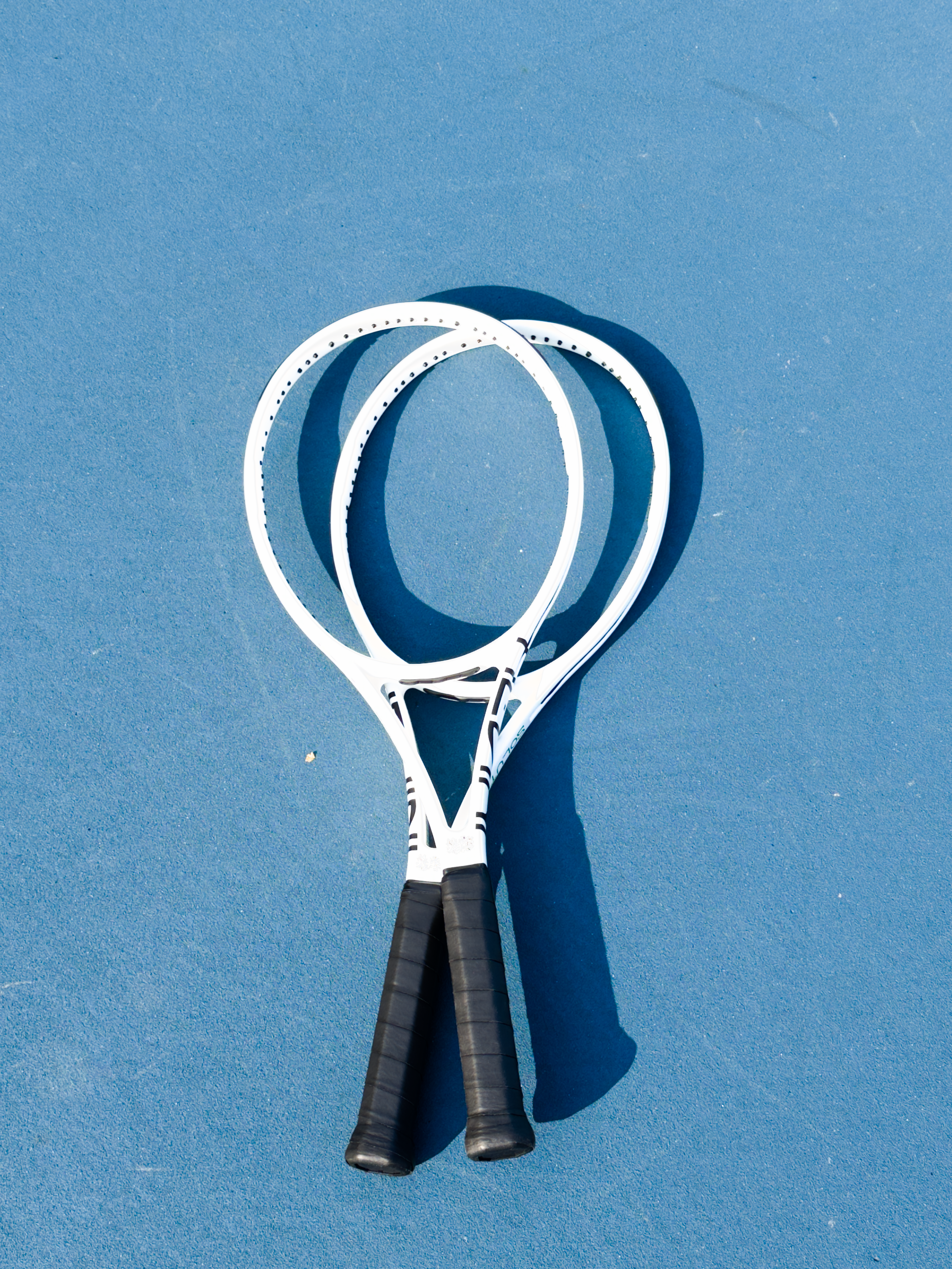 Hevini Solution 1 Racket (Unstrung)