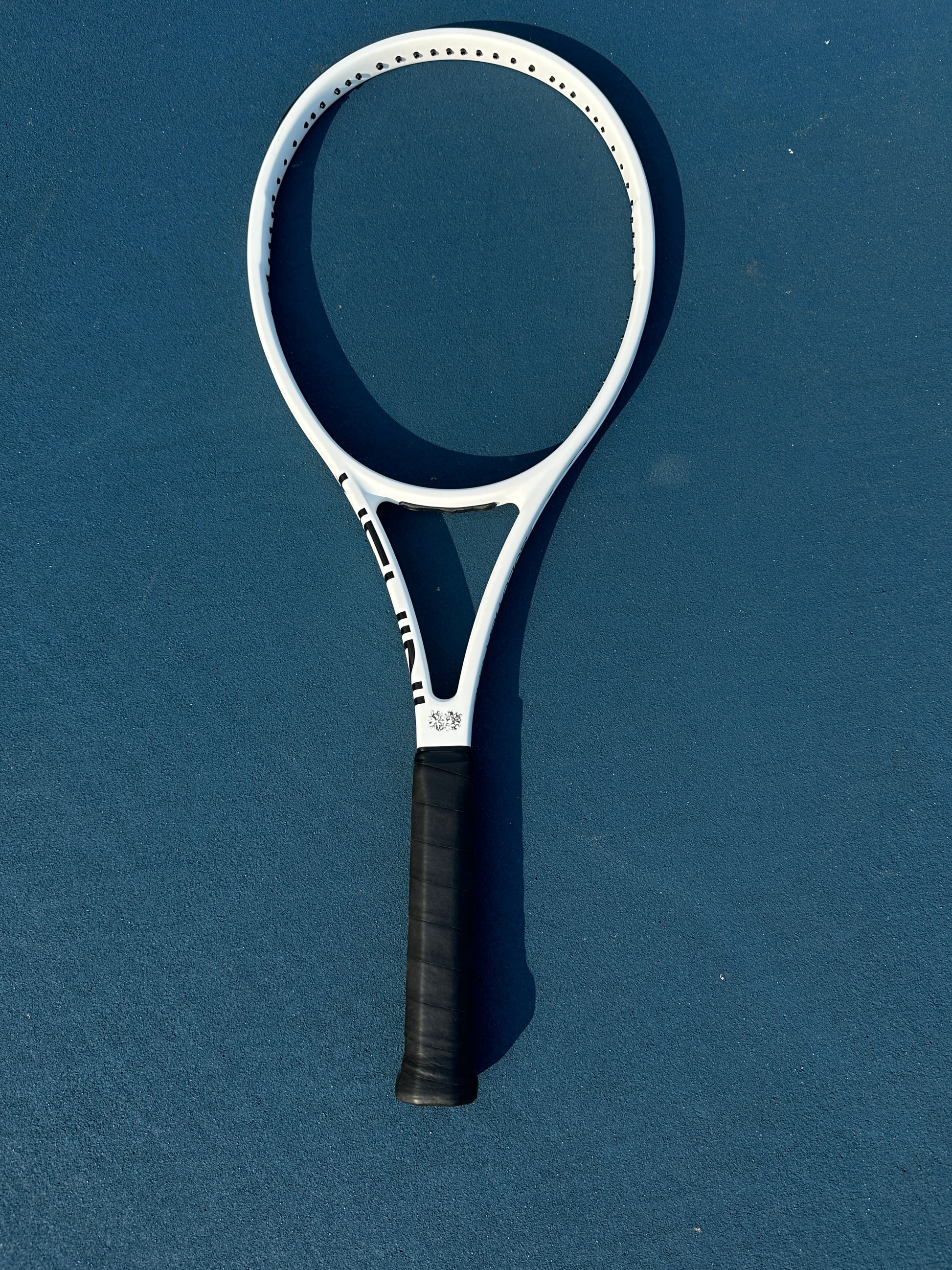 Hevini Solution 1 Tennis Racket (Unstrung)