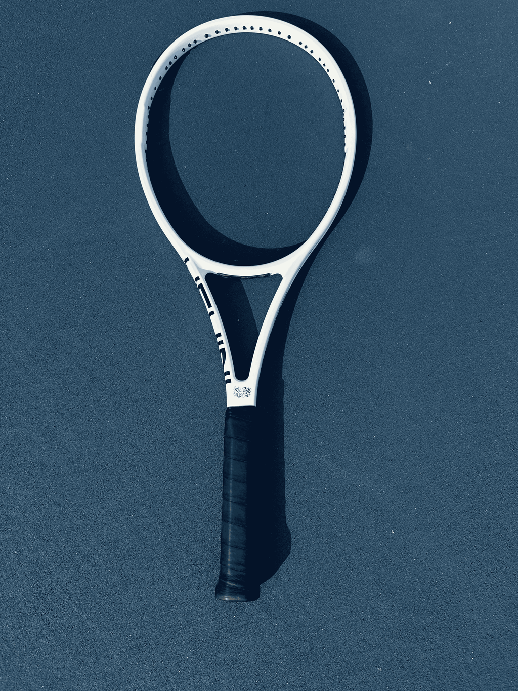 HEVINI SOLUTION 1 Racket (Pre-Order)